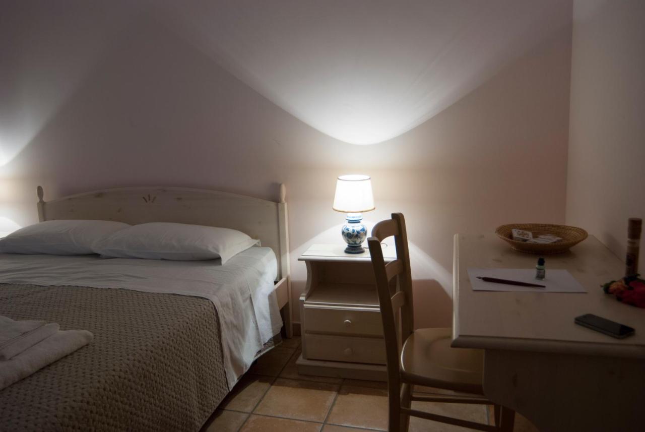 Agriturismo Al Casale Доннафугата Екстериор снимка