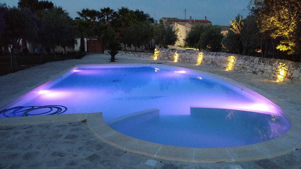 Agriturismo Al Casale Доннафугата Екстериор снимка