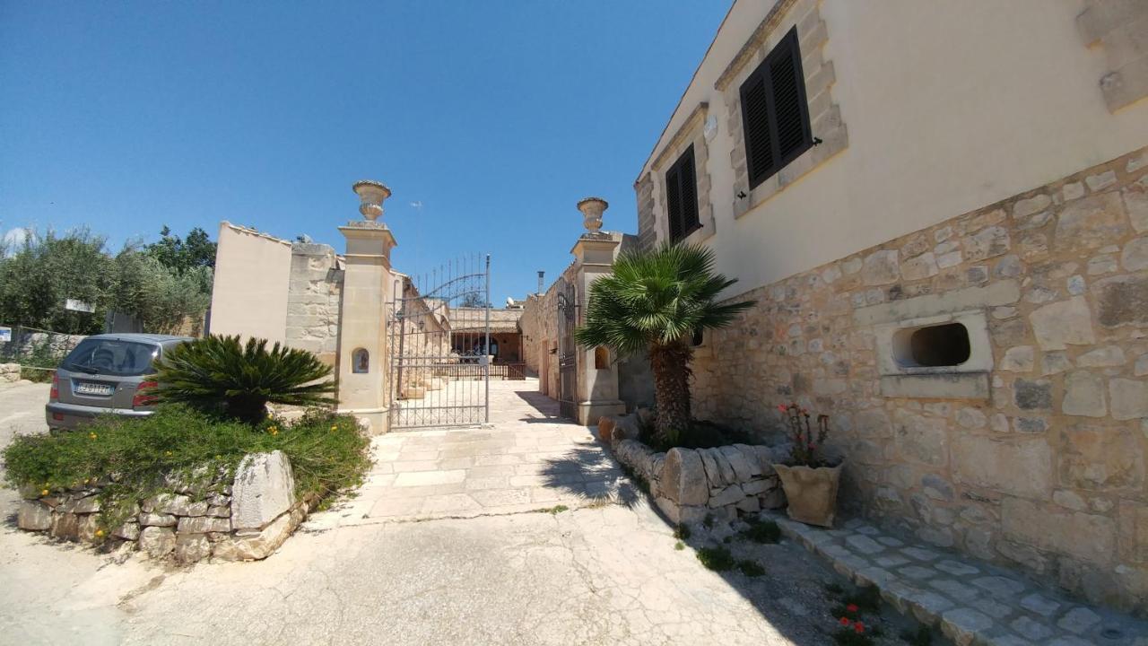 Agriturismo Al Casale Доннафугата Екстериор снимка