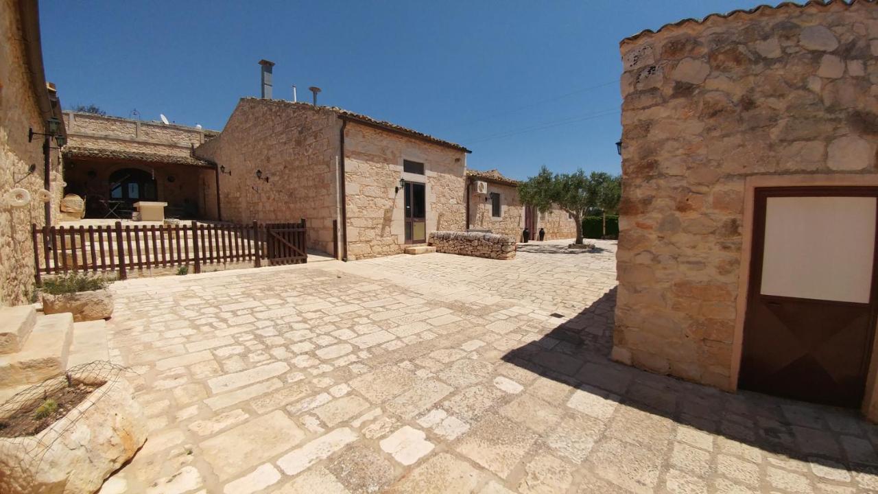 Agriturismo Al Casale Доннафугата Екстериор снимка